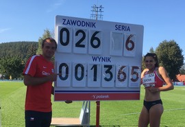 Linda Suchá -český rekord (trojskok).jpeg